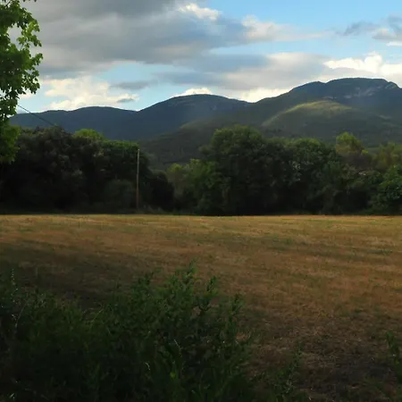 Respira Glamping Alta Garrotxa * Montagut