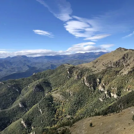 Respira Glamping Alta Garrotxa * Montagut
