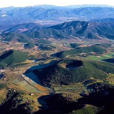 Respira Glamping Alta Garrotxa Luxury tent Montagut