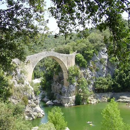 Respira Glamping Alta Garrotxa Luxury tent Montagut